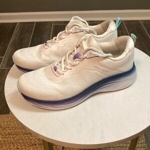 Easy Spirit Women's White and Purple Sneakers